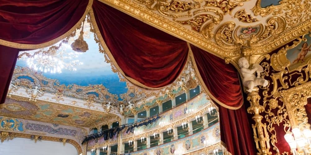 Experience Italy's historical theater performances - Conclusion