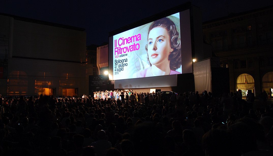 Bologna like a local. Fall in love with cinema Bologna like a local. Fall in love with cinema