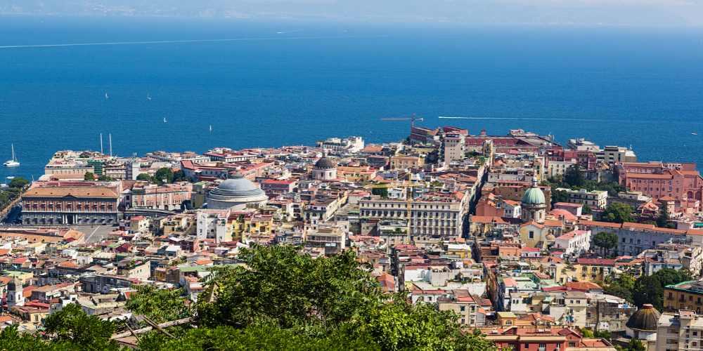 visiting naples italy