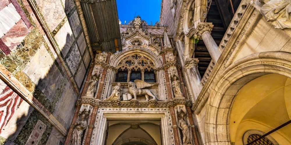 tthe doge's palace in venice italy tthe doge's palace in venice italy