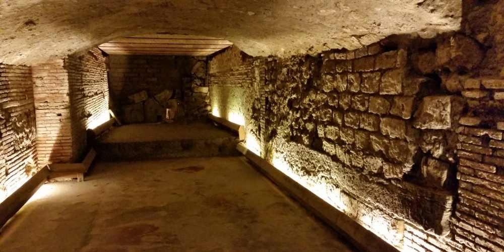 Naples Underground Naples Underground