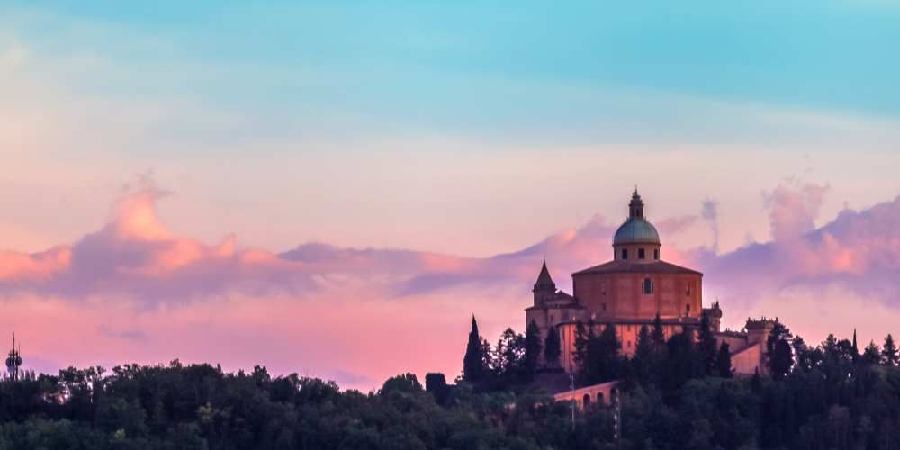unmissable things to do in bologna