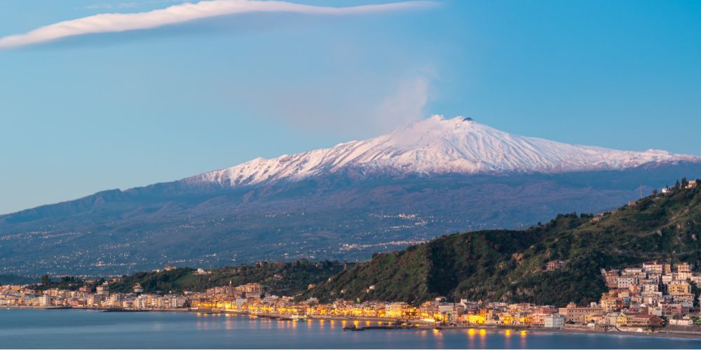How to get to Mount Etna from Taormina