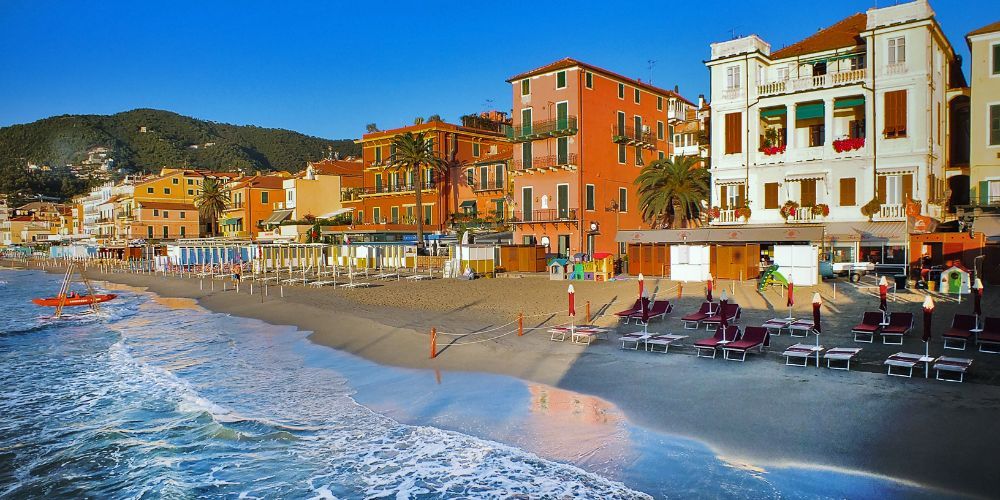 Luxury driving tour experience in Italy: Western LIguria