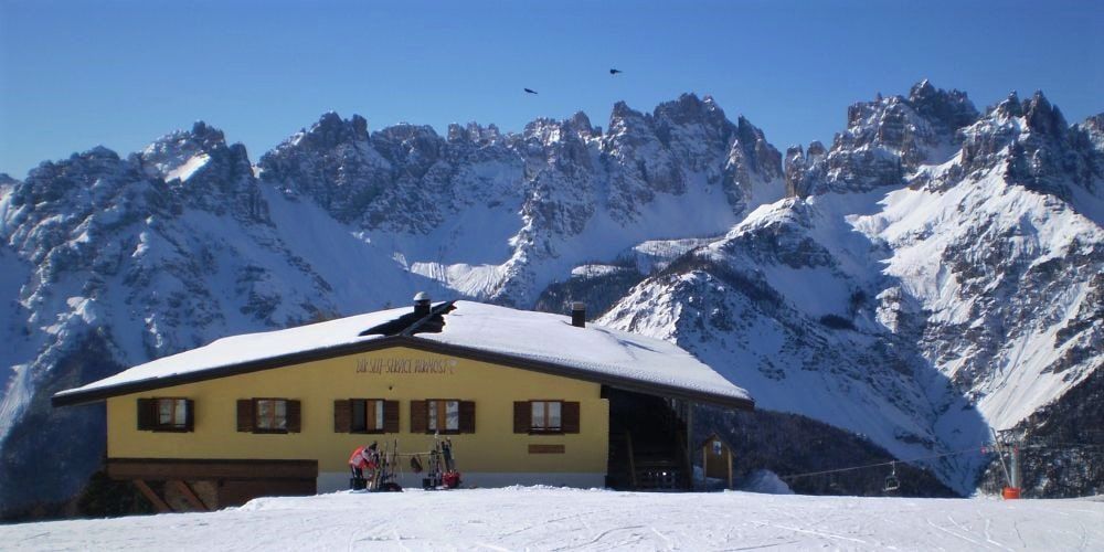 skiing-in-forni-di-sopra