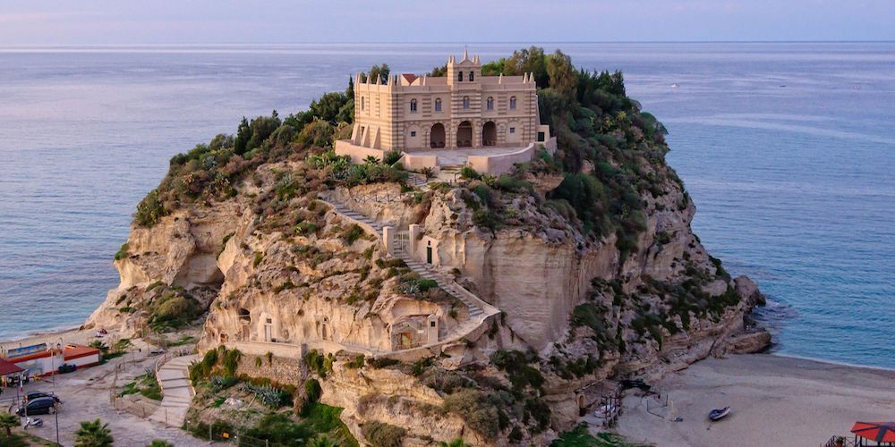 Tropea, Santuario di Santa Maria dell’Isola