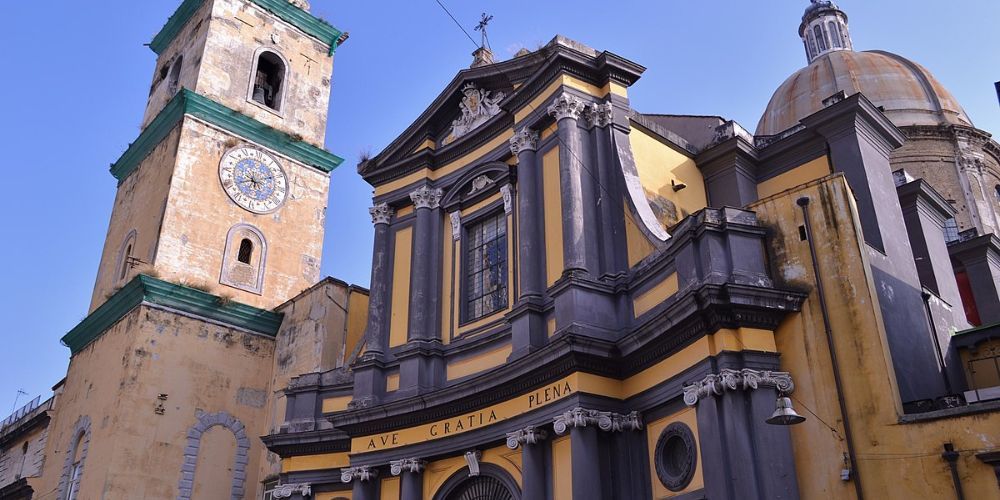 Le 20 chiese di Napoli