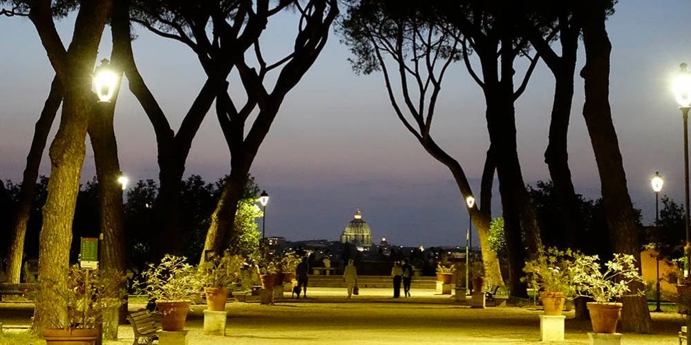Roma insolita: ammira il tramonto dal Giardino degli Aranci