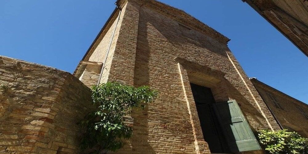 Visit Santa Vittoria in Matenano and the Church of San Salvatore