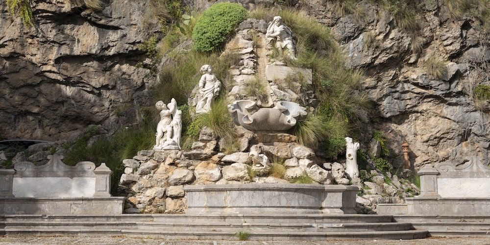 Visit Monreale: fountains