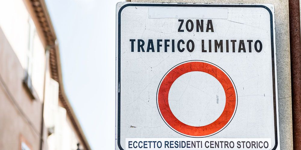 Everything you need to know about driving in Italy Everything you need to know about driving in Italy