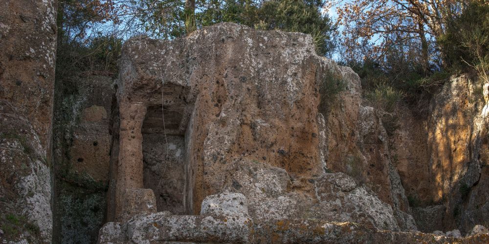 the Ildebranda Tomb - Sovanese necropolis the Ildebranda Tomb - Sovanese necropolis