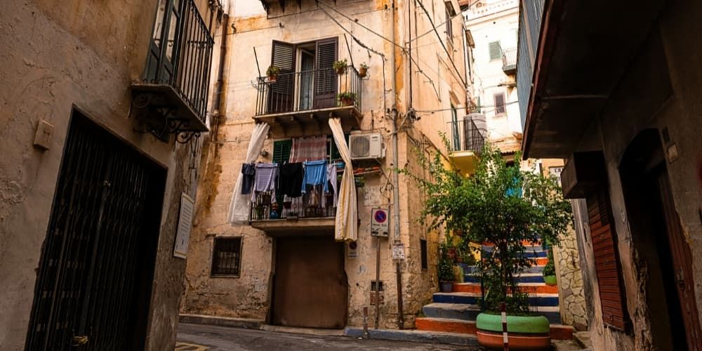 Visit Monreale: historical village