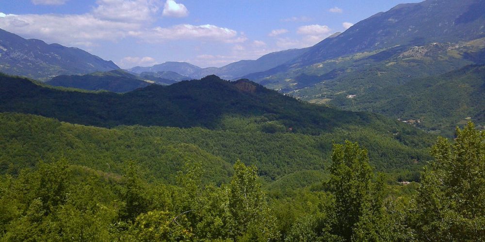 7. Morino si trova nella Valle Roveto 7. Morino si trova nella Valle Roveto
