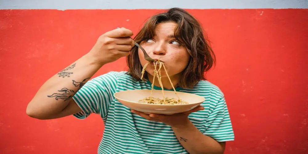 Stereotipi sugli italiani e i miti sul cibo Stereotipi sugli italiani e i miti sul cibo