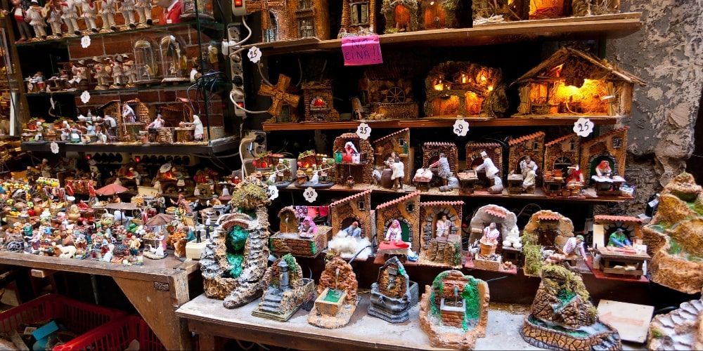 Presepi artigianali a Napoli durante le Feste