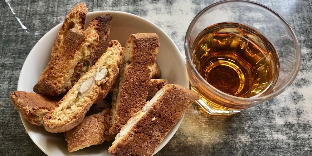 Vinsanto con cantucci Vinsanto con cantucci