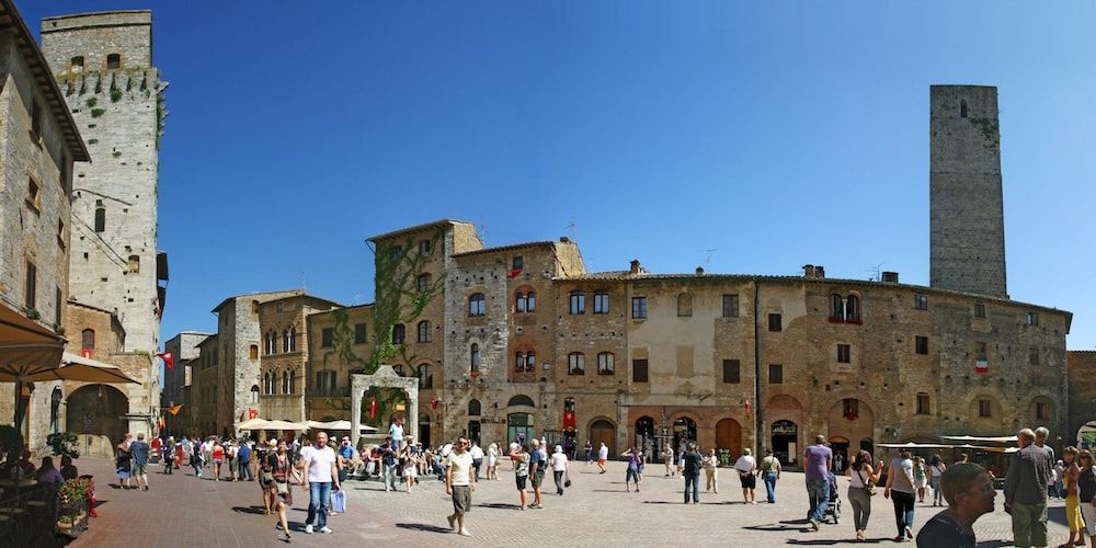 Visita la Via Francigena: i borghi