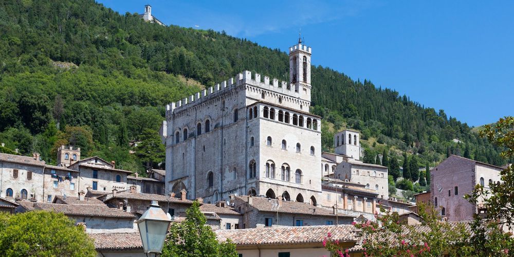 5 giorni slow tra la Contessa e il Montefeltro: Palazzo dei Consoli 5 giorni slow tra la Contessa e il Montefeltro: Palazzo dei Consoli