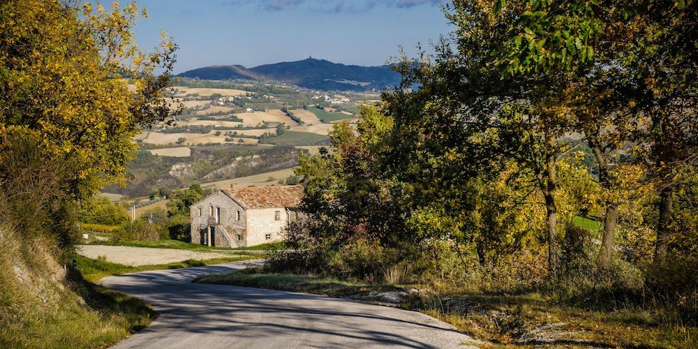 5 giorni slow tra la Contessa e il Montefeltro: strade del Montefeltro 5 giorni slow tra la Contessa e il Montefeltro: strade del Montefeltro