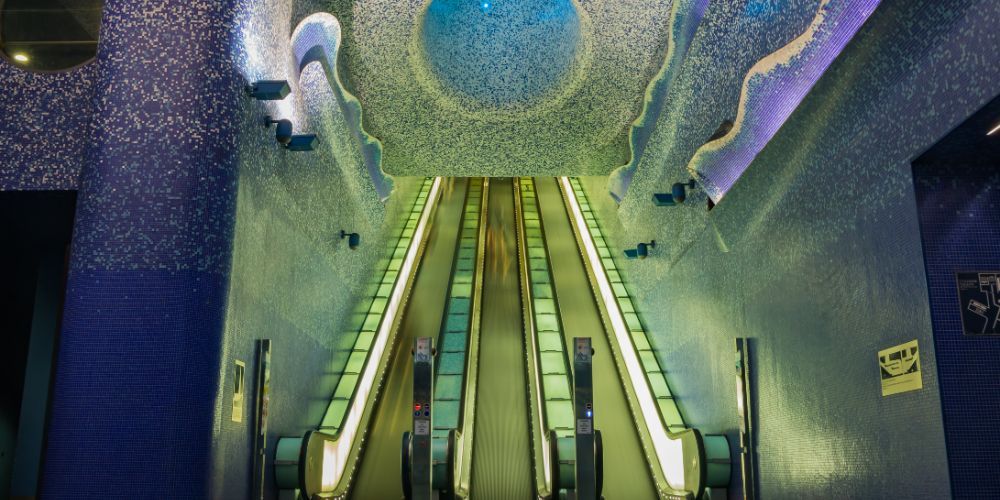 dove e cosa comprare a Napoli, stazione toledo dove e cosa comprare a Napoli, stazione toledo