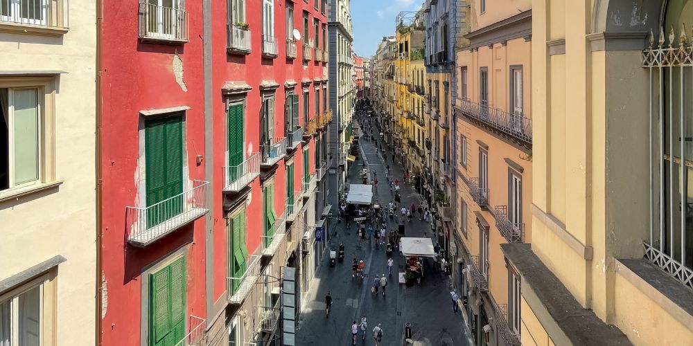 dove e cosa comprare a Napoli, via Chiaia dove e cosa comprare a Napoli, via Chiaia