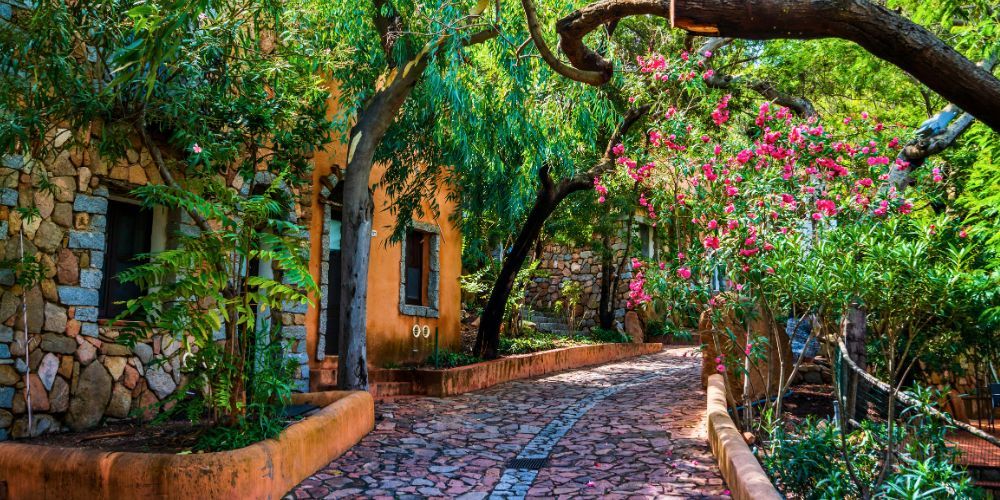 Borghi romantici in Nord Sardegna: destinazioni per viaggiare in coppia Borghi romantici in Nord Sardegna: destinazioni per viaggiare in coppia