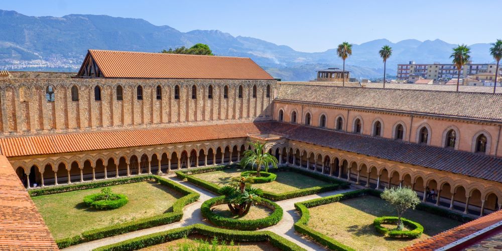 The history of Monreale Holy Crucifix Feast