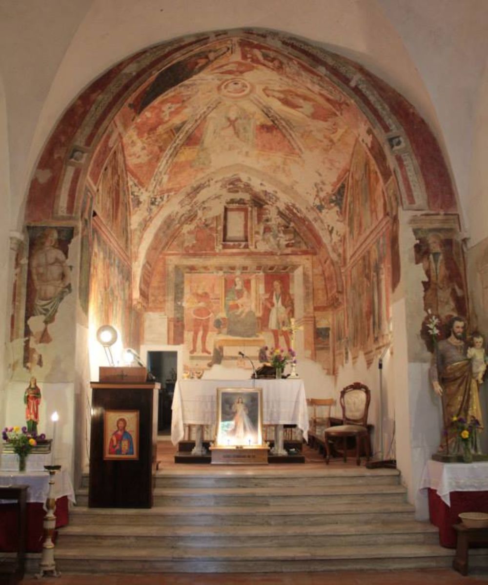 Monte San Pietrangeli - Fermo churches