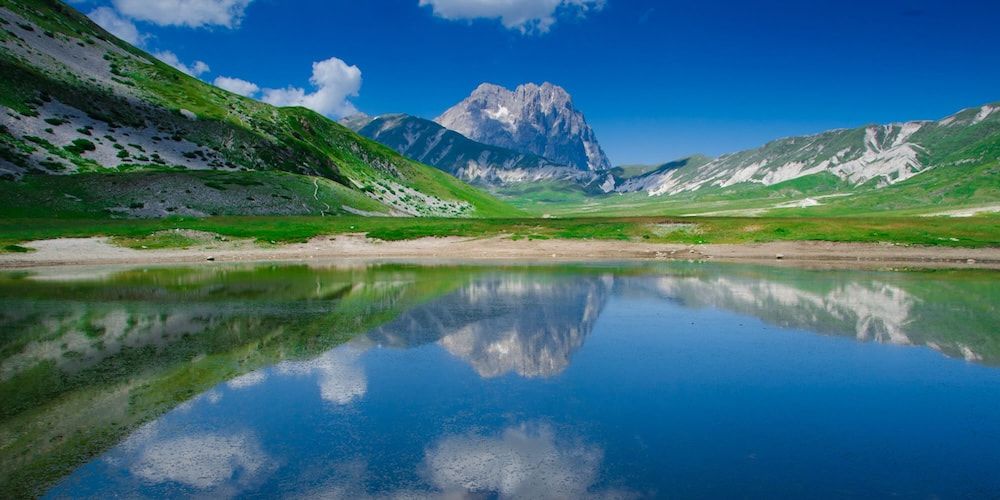 Gran Sasso itinerary: arrive at Campo Imperatore