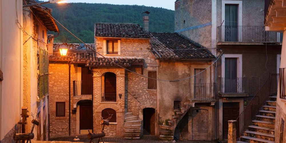 Gran Sasso itinerary: Assergi village