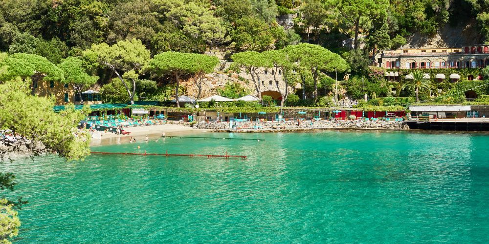Baia di Paraggi, migliori spiagge dintorni Genova Baia di Paraggi, migliori spiagge dintorni Genova