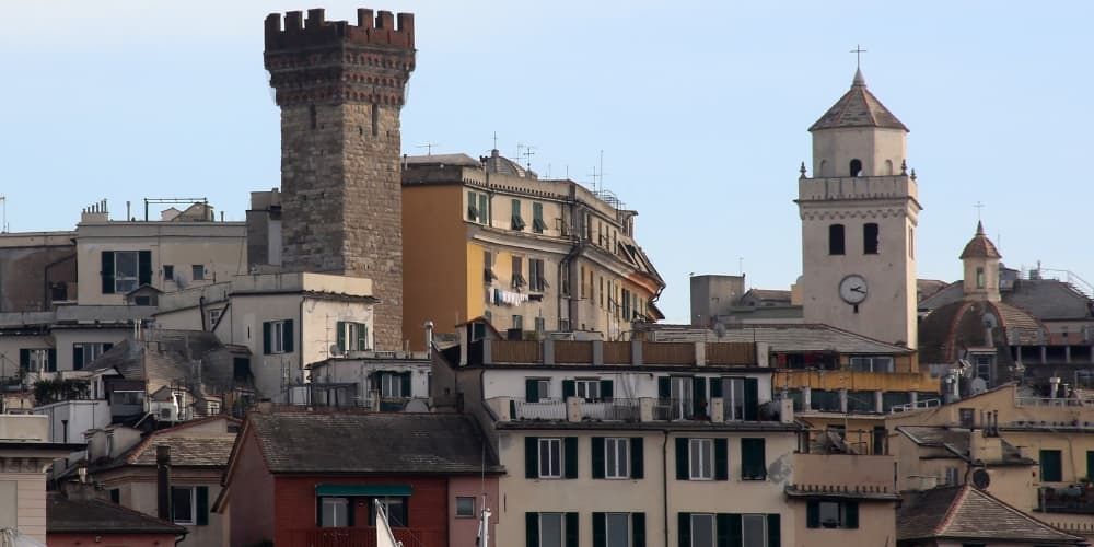 Centro storico di Genova: Torre degli Embriaci