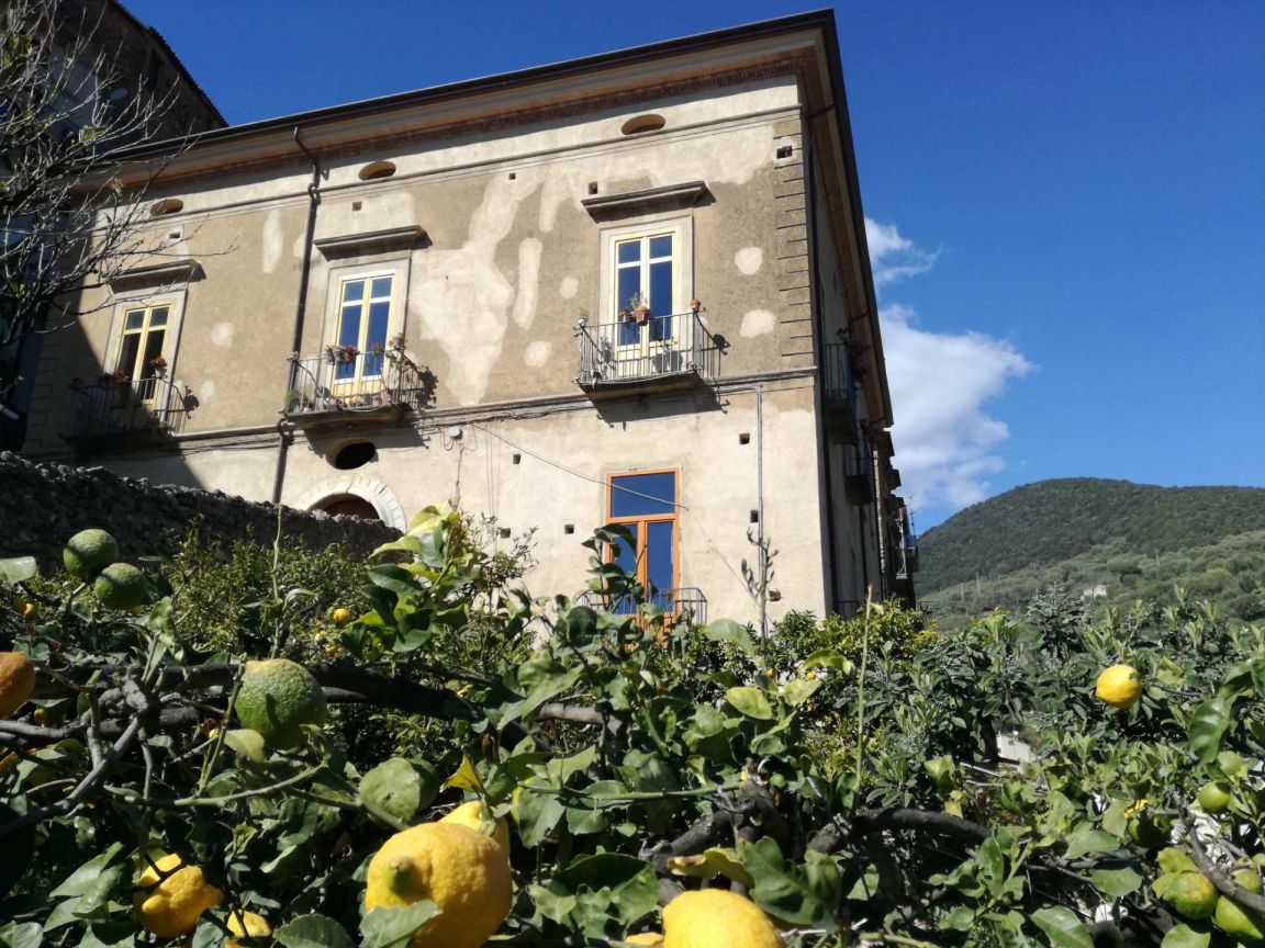 Albergo Diffuso La Casa sul Blu