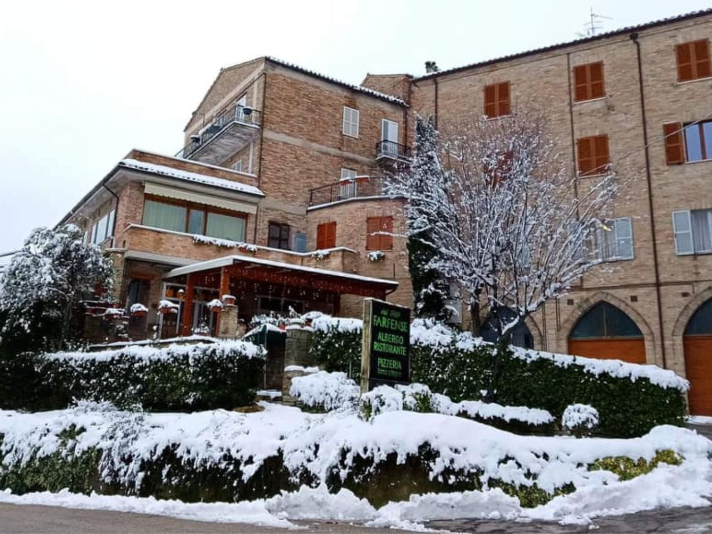 Albergo Ristorante Farfense 