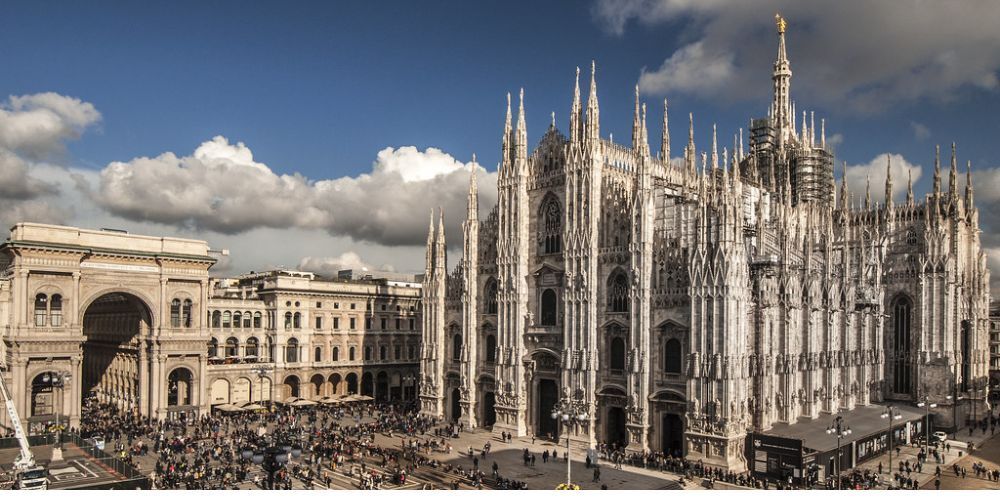 12-veduta-del-duomo-di-milano.jpeg