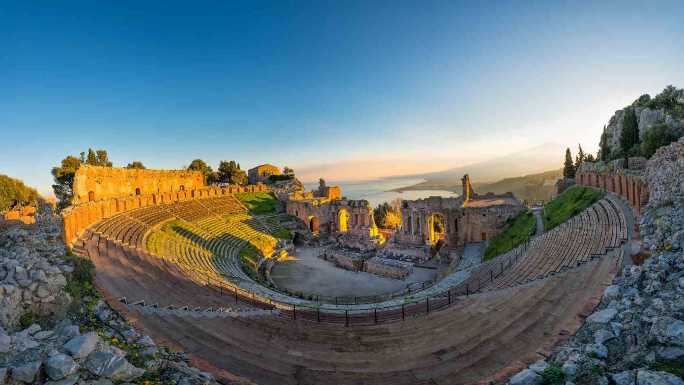 Teatro Antico di Taormina: scopri la storia e la magia di una perla siciliana