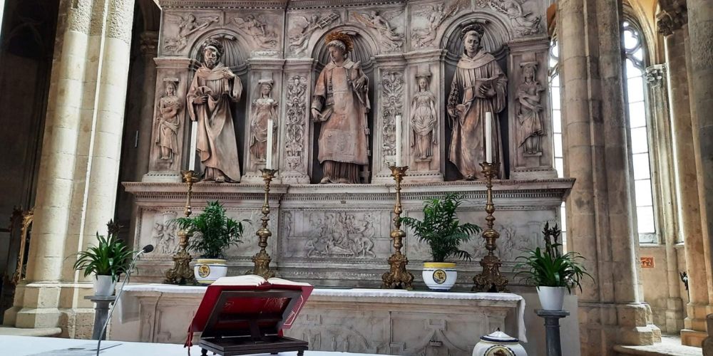 Complex of San Lorenzo Maggiore: The Gothic Church of Naples You Don't Expect