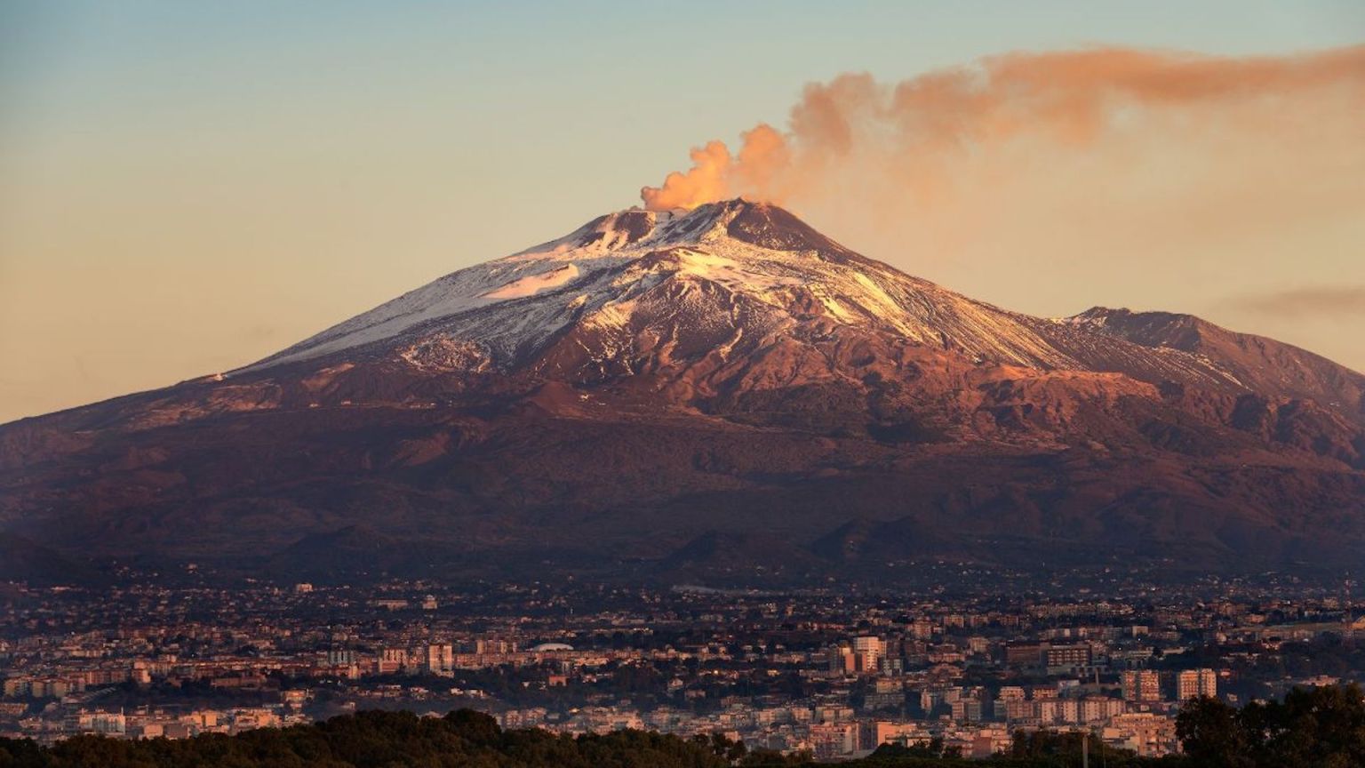 Tour sul Monte Etna: esplora il vulcano più alto d'Europa 