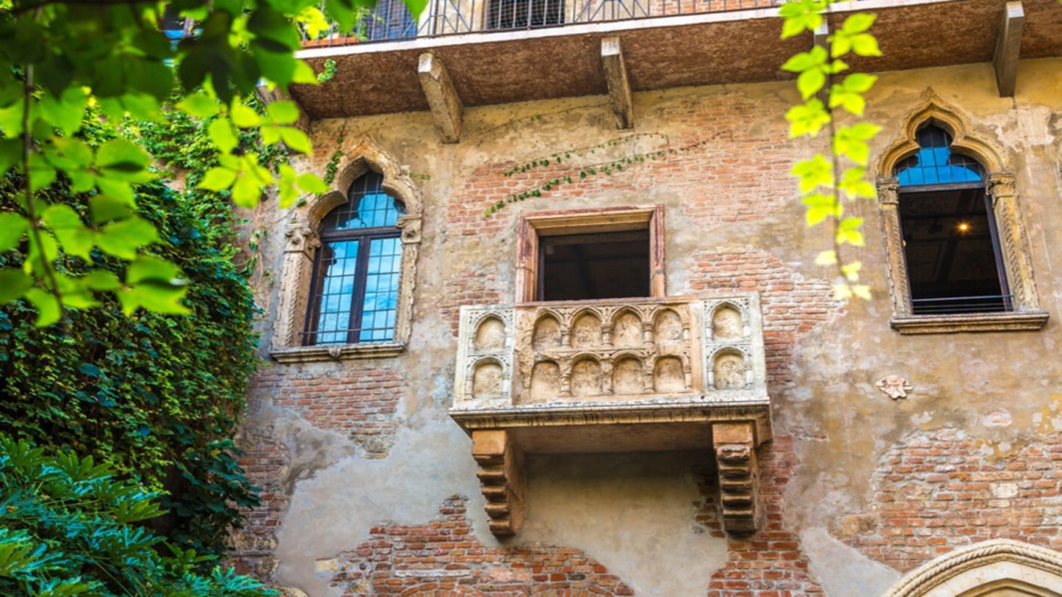 Casa di Giulietta: affacciati al balcone più famoso del mondo