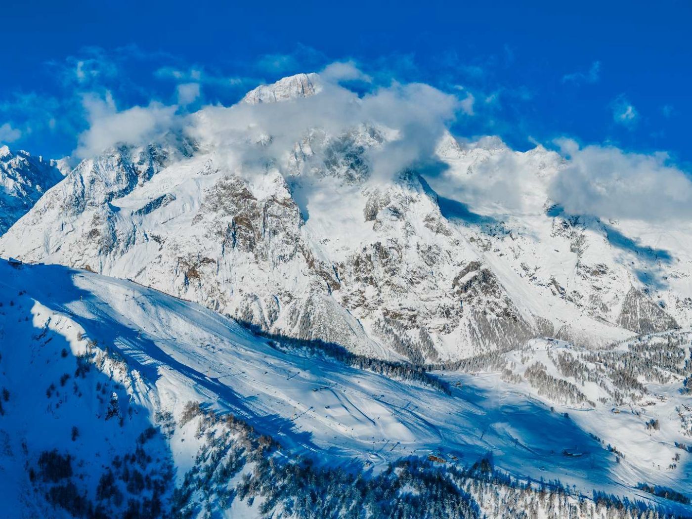 Courmayeur Mont Blanc Funivie